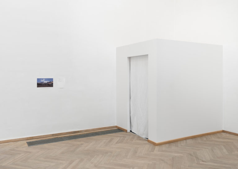 Cecilia Vicuña, Ballena Azul, Oro De Oir (Blue Whale, Hearing Is the Gold) & Melinko Lauen (Medicine Mist of the Waterfall), 2012. 'Heksejagt', Kunsthal Charlottenborg 2020. Photo: David Stjernholm